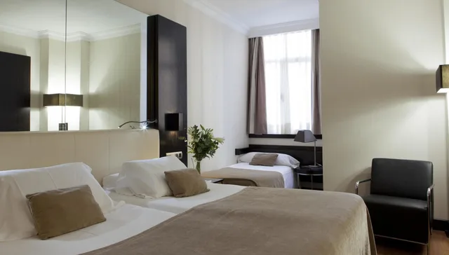 غرفة متصلة عائلية، Hotel Saray 6/10