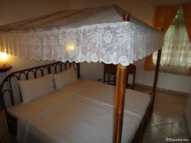 Suite, Villa, King Bed, Dolce Vita Hotel 4/7