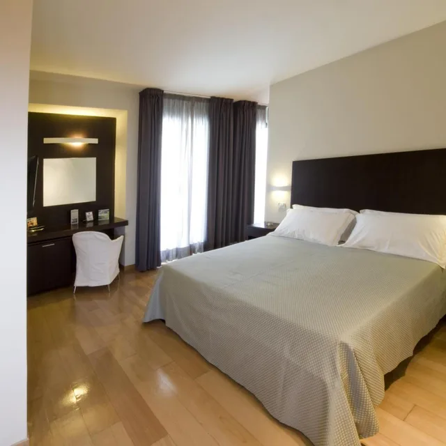 جناح عائلي، Hotel Europa Monetti 6/10