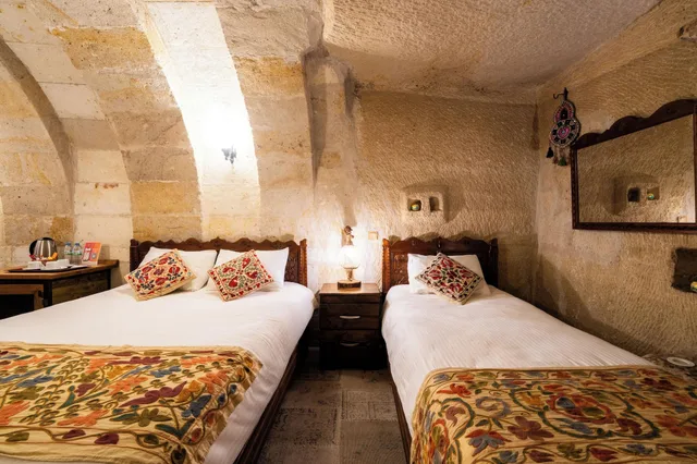 غرفة قياسية ثلاثية بإطلالة على الفناء، Tulip Cave Suites 1/7