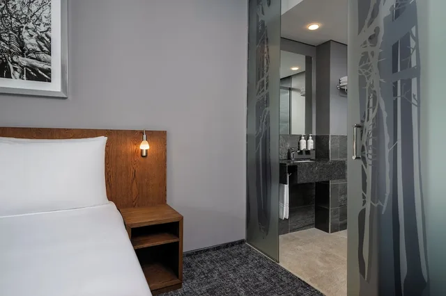 Standard Room, Holiday Inn Nairobi Two Rivers Mall an IHG Hotel 5/10
