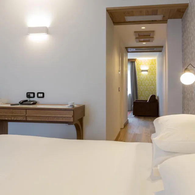 جناح جونيور، Duca D Aosta 4/6