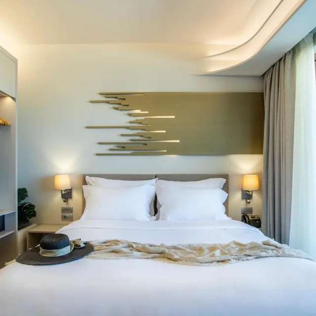 جناح بسرير كينج بشرفة، Green Suites Boutique Hotel 1/7