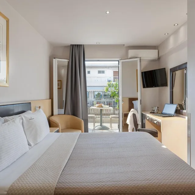Room, Double Bed, Sea View, Balcony, Piraeus City Hotel 1/10