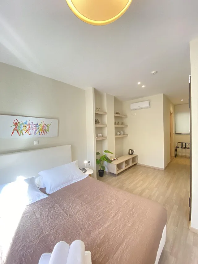 Executive, Suite, Tins Hotel City 2/2