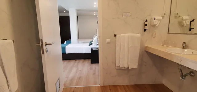 غرفة عائلية، Lisbon City Hotel 7/9