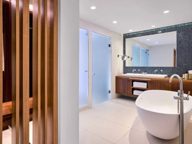 White, Villa, Sea Front, Private Pool، Grecotel LUXME White 3/7