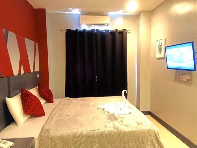 Room, 2 Beds, Wow Budget Hotel Cubao 1/1