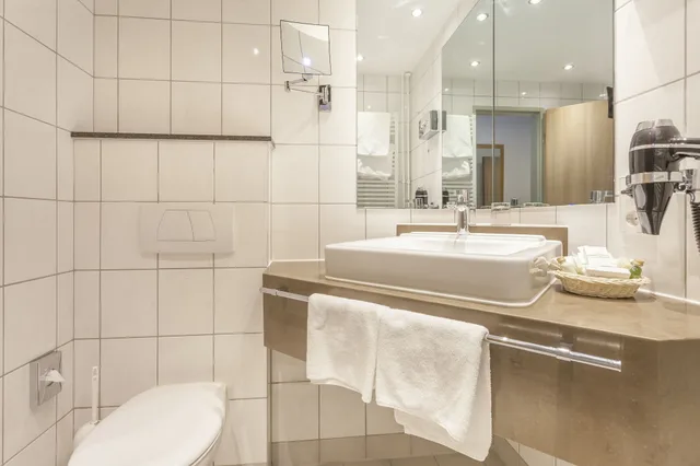 Standard, Double Bed, Sea View, Ground Floor, Hotel Bernstein 4/5