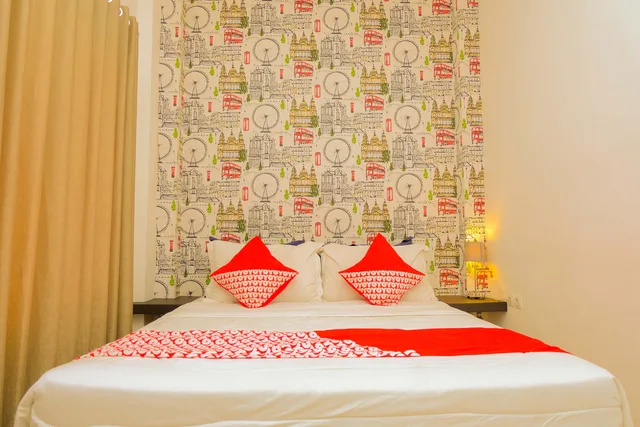 Room, Double Bed, OYO 354 32 Guest House 1/3