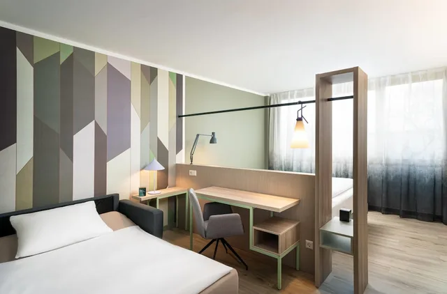 Superior, Triple, 3 Beds, elaya Hotel Stuttgart Ludwigsburg, Trademark by Wyndham 3/5