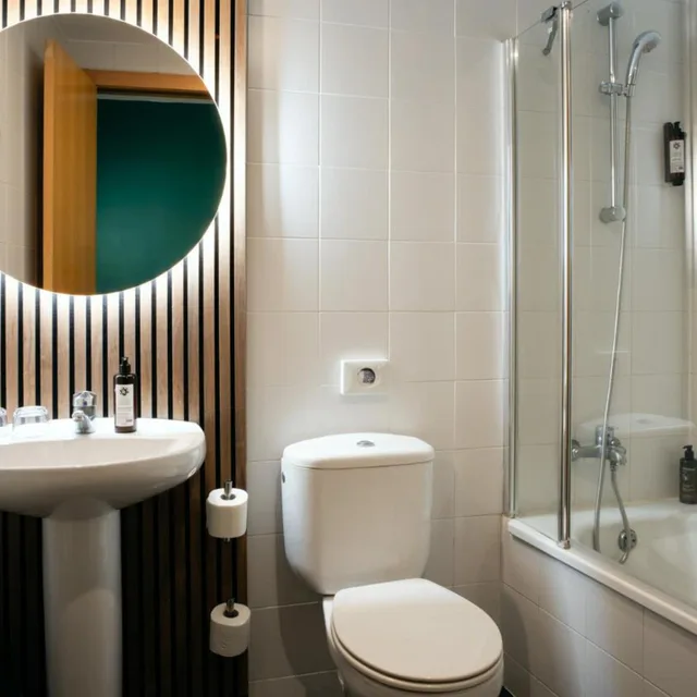Cool, Comfort, King Bed, Ramblas View، Hotel Ramblas Internacional 5/5