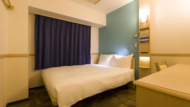 غرفة بسرير مزدوج للمدخنين، Toyoko Inn Kobe Sannomiya-eki Shiyakusho Mae 7/8