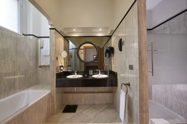 غرفة غراند بريميوم، Melia Paris Vendome 6/6