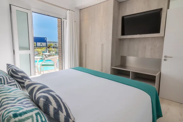 جناح بإطلالة على المسبح، Hotel LIVVO Los Calderones - Adults Only 1/1
