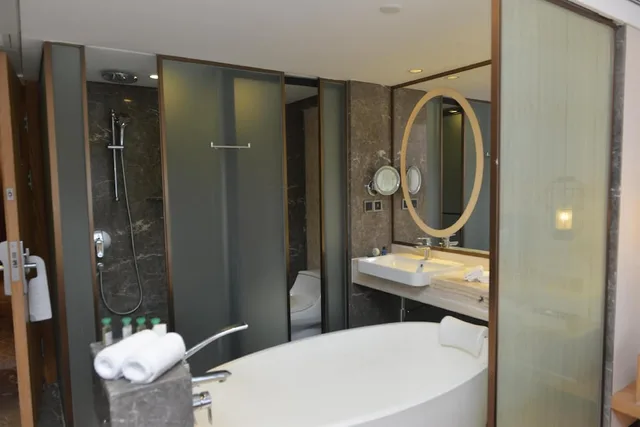 غرفة بسريرين منفصلين وسريرين مزدوجين، The Garden Hotel Guangzhou 3/5