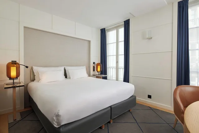 غرفة سوبيريور بسرير كوين وسريرين منفصلين، Hotel Opera Richepanse 1/2