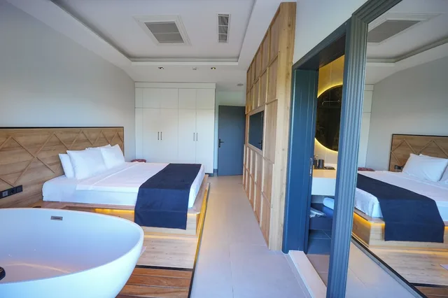 جناح بسرير كينج وسرير كينج وسريرين مزدوجين مع أريكة، Ramitos Boutique Hotel 3/10