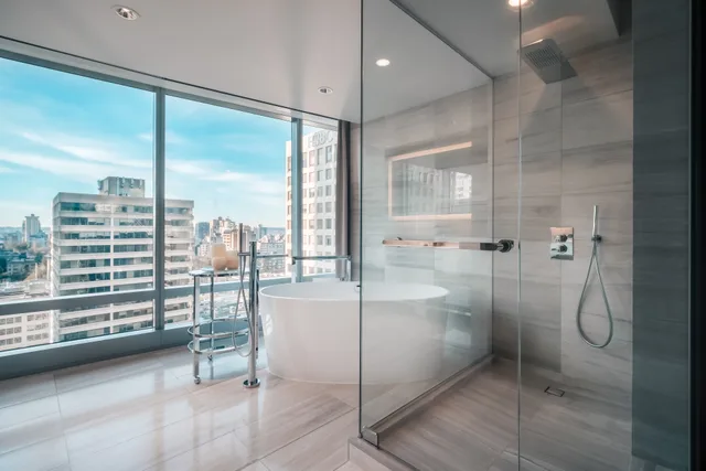جناح تنفيذي بغرفة نوم واحدة، Paradox Hotel Vancouver 2/2