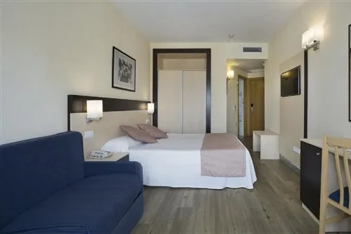 غرفة ثلاثية بشرفة، Marconfort Griego Hotel Ex Griego Mar 2/2