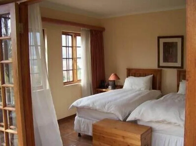 Apartment, King Bed, Sofa, Red Mountain House 1/4