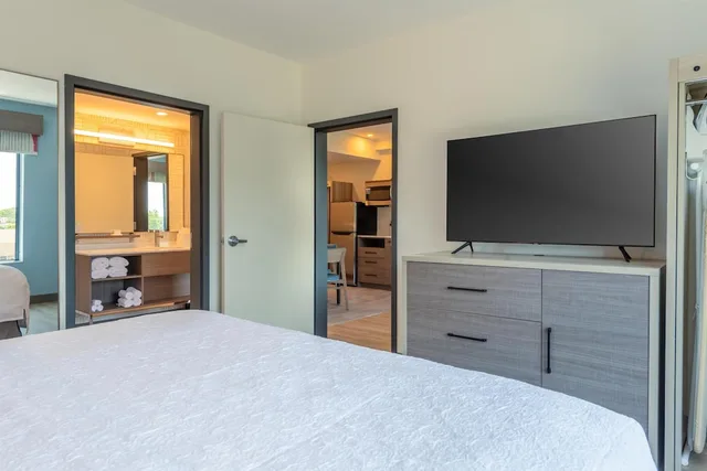 جناح بسرير كينج بغرفة نوم واحدة، Home2 Suites by Hilton North Attleboro 2/5