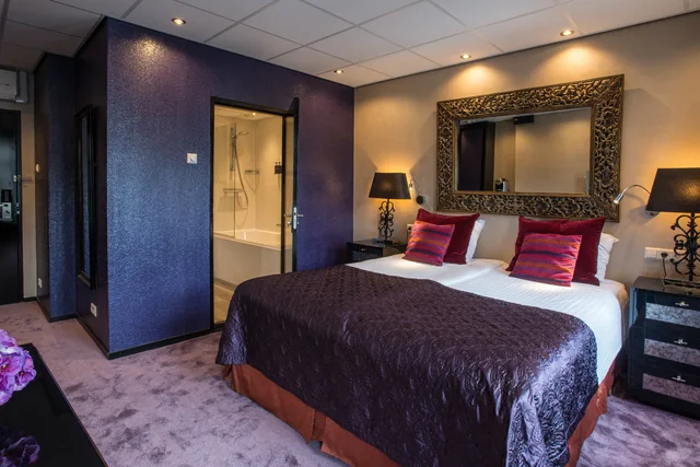 Medium, Luxury, Double Bed, Canal View, Bathtub, HAMPSHIRE BOUTIQUE HOTEL SEBASTIANS 2/3