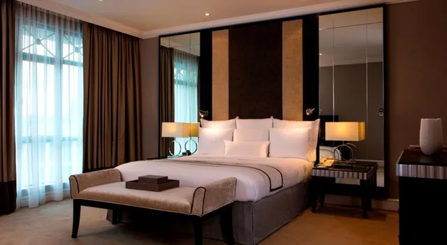 جناح كلوب، THE RITZ-CARLTON KUALA LUMPUR 1/1
