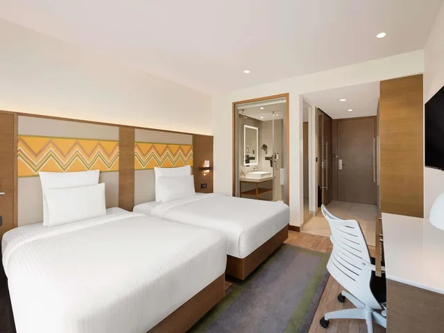 غرفة تنفيذية بسريرين منفصلين، Novotel Guwahati GS Road 6/10