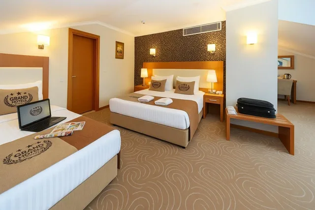 جناح بسرير مزدوج وسرير فردي، Grand Hotel Avcilar 2/6