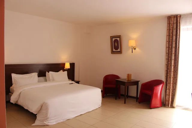 جناح جونيور بسرير كوين، Djeuga Palace 1/2