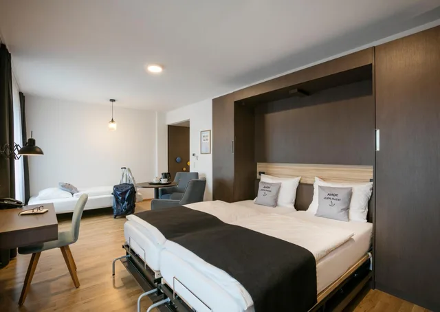 غرفة عائلية بسرير فردي، JUFA Hotel Hamburg HafenCity 4/7