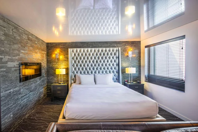 Suite, King Bed, Quality Inn Rouyn-Noranda 1/3