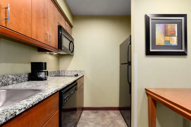 جناح بسرير كينج مع أريكة لذوي الإعاقة، Homewood Suites By Hilton Fort Smith 5/5