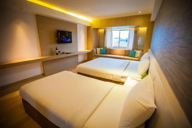 جناح بريميوم، Golden City Rayong Hotel 3/5