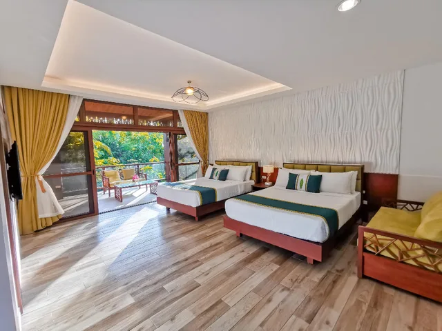 جناح عائلي بريميير بسريرين كوين، Loboc River Resort 1/1