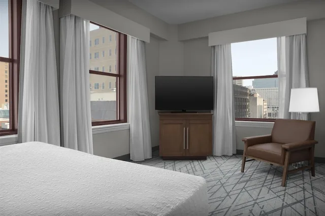 جناح استوديو بسرير كينج مع أريكة، Hampton Inn Indianapolis Downtown Across From Circle Centre 6/9