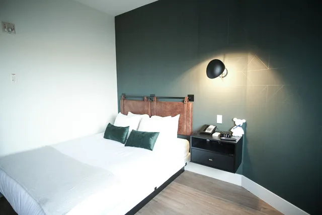 جناح ركني بسرير كوين بغرفتي نوم، Baymont by Wyndham Fort McMurray 1/6