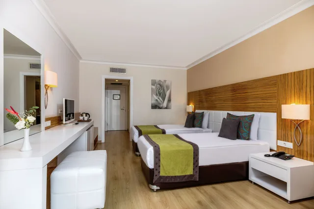 Aqua Standard Room، Asteria Family Resort Belek 6/10