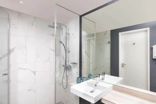 جناح استوديو بسرير كوين بشرفة، Radisson Hotel & Suites Zurich 6/10