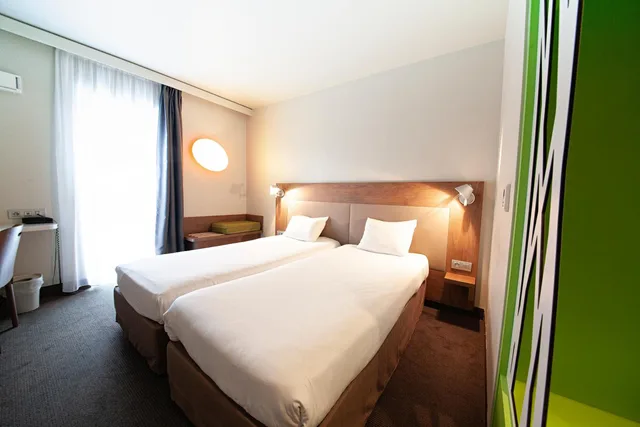 غرفة بسريرين منفصلين، ibis Clermont Ferrand Centre Stade 2/7