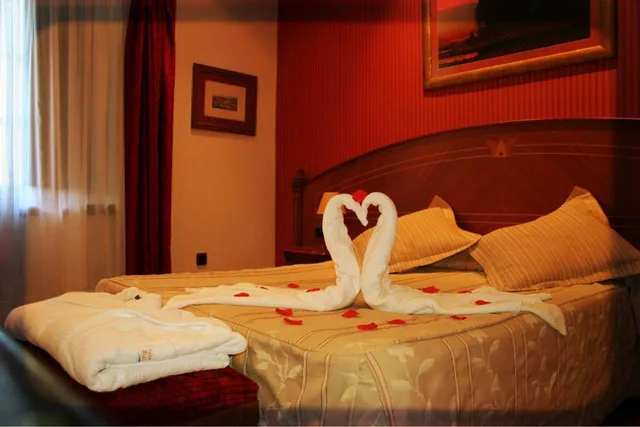 غرفة سوبيريور بسرير مزدوج، Hotel Palacio De La Magdalena 2/6
