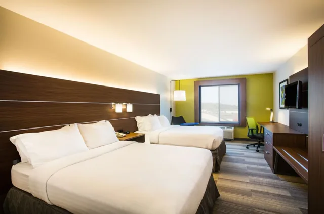 غرفة قياسية بسرير مزدوج، Holiday Inn Express Suites Cedar City 2/8