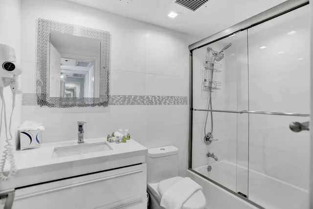 2 Bedrooms, Condo, 3 Beds, 2 Queen Beds, 2 Bathrooms، The Alexander All Suite Oceanfront Resort 2/3