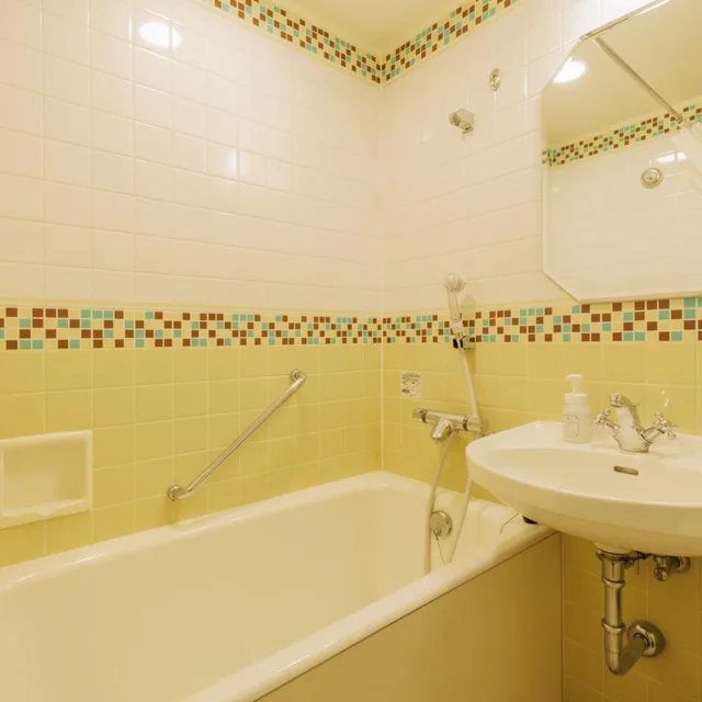 Semi Room, Semi Double Bed, Top Floor، Hotel Monterey Sendai 3/4
