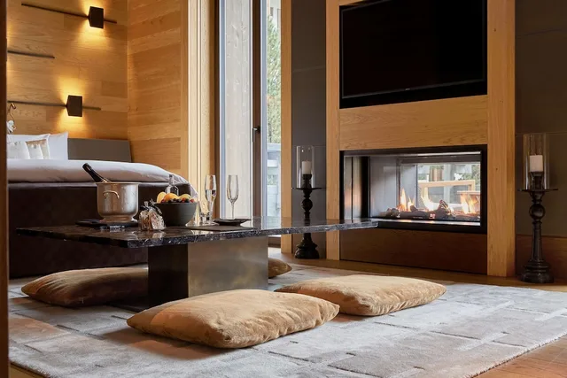 غرفة ديلوكس بسرير كينج، The Chedi Andermatt 2/7