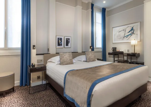 غرفة بريستيج، Hotel Du Bois Champs-Elysees 4/10