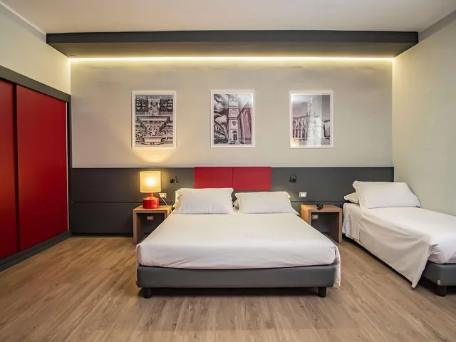 Superior, 3 Beds, 1 Double and 1 Single or 3 Single Beds, Sofa، Mercure Hotel President Lecce 1/4