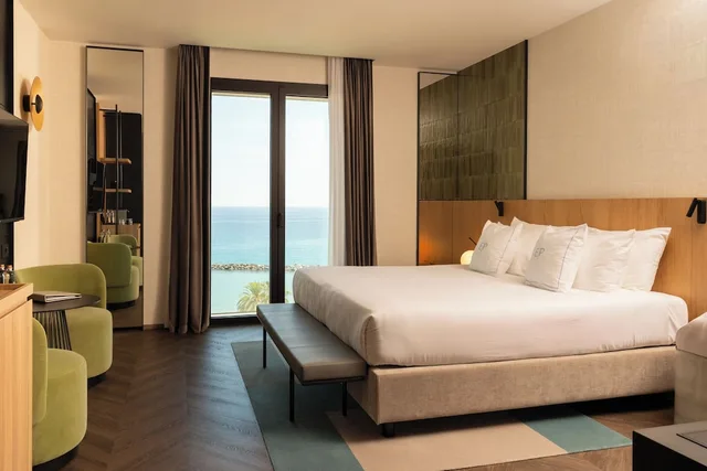 غرفة ديلوكس بسرير كينج بإطلالة على البحر، Hotel Europa 1/10