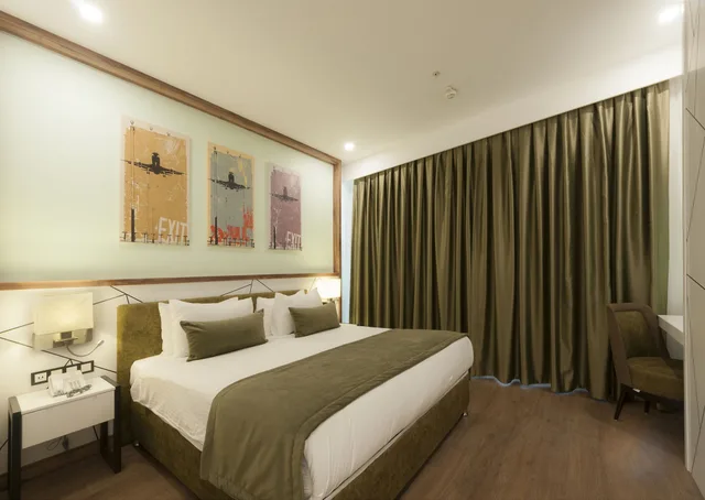 Junior Suite, King Bed, Sofa, ISG Airport Hotel 1/3
